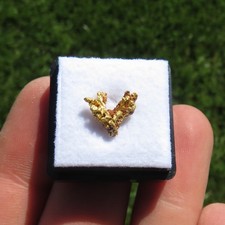 Minéraux *** RARE PEPITE D'OR