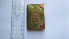briquet dit de poilu en forme de livre +cathédrale de REIMS