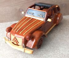 maquette de la 2 cv en bois