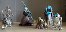 6 Figurines Star Wars dont Yoda et R2D2