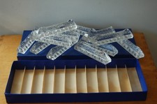 Lot de 12 anciens porte couverts de table , porte couteaux , art de la table 9cm