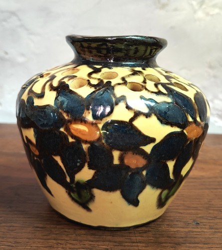 Superbe vase pique fleurs - superbe, pique-fleurs