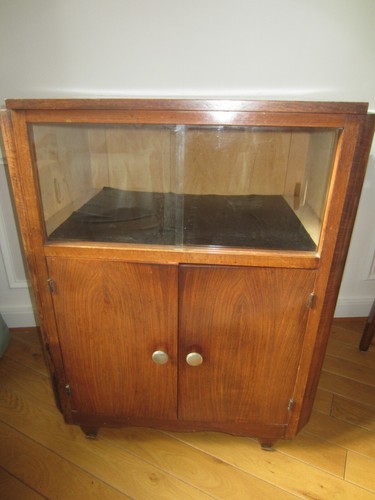 Petit meuble art déco datant