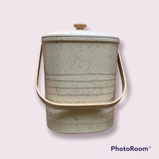 -  Composteur de cuisine