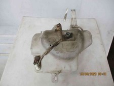 Reservoir lave-glace avant