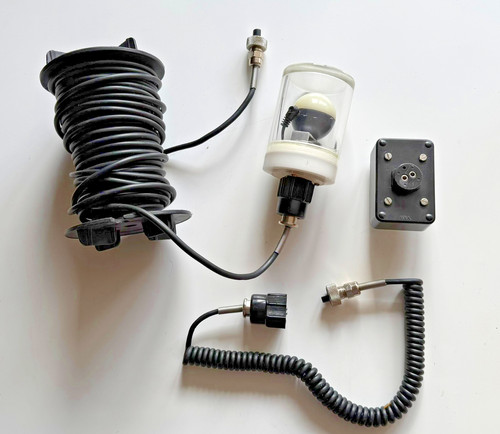 Rare remote underwater strobe