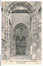 ATSP11-0905-78 - TRIEL - La porte de l'Eglise et son Portail en Bois Sculpte