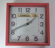 Pendule horloge JAZ PARIS Métal Rouge rosé 1980 dateur vintage