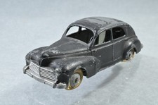 BK365 Dinky Toys France #24R Peugeot 203 R/-