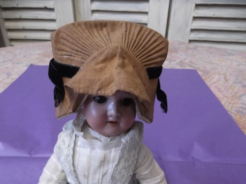Chapeau capote poupée - chapeau/capote,