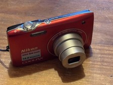 Appareil photo numérique Nikon COOLPIX S3100 14 MP Rouge @236VE141025