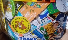 * LOT 100 AUTOCOLLANTS