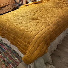 Couvre Lit , Édredon, Laine Et Coton, Vintage Jaune