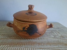 Pot avec anse et couvercle Poterie de la Colombe