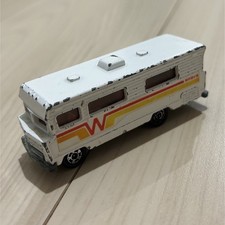 Tomica Winnebago Motor Home
