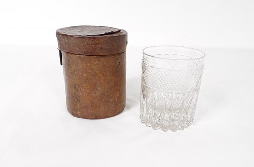 Gobelet cristal taillé - , le