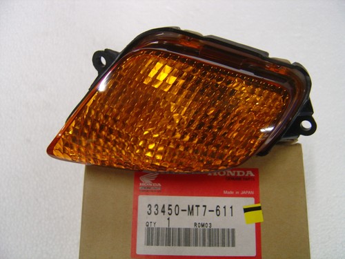 Clignotant gauche nr750 - clignotant,