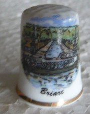 Dé à coudre de collection en porcelaine décoré du pont canal de Briare