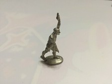 PION EN ÉTAIN ARBITRE DE