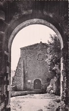 83 EVENOS PORTIQUE ET FACADE DE L EGLISE