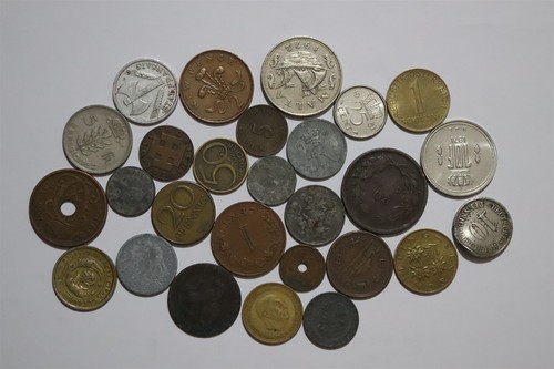 World old coins - 🧭,