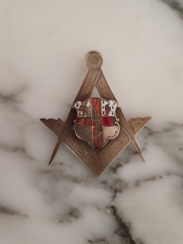Etonnant pendentif franc - ,