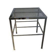 Perforated cleanroom table 75cm x 75xm x 90cm