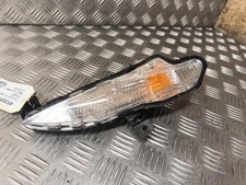 Optique avant secondaire droit