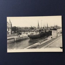 CPA 44 St Nazaire Sortie Du