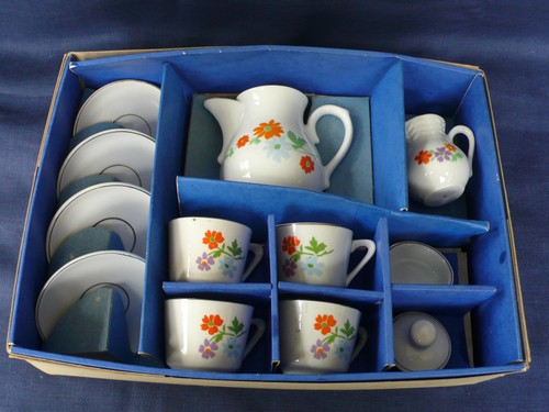 Ancienne dinette porcelaine - dinette,