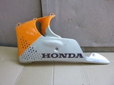 SABOT FLANC DE CARENAGE GAUCHE HONDA CBR 900