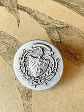 Ancien bouton de livrée en