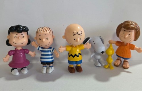 Peanuts figurine snoopy lot - "peanuts,