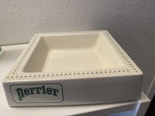 SUPERBE CENDRIER PERRIER "LES PETITES BOUTEILLES" *****