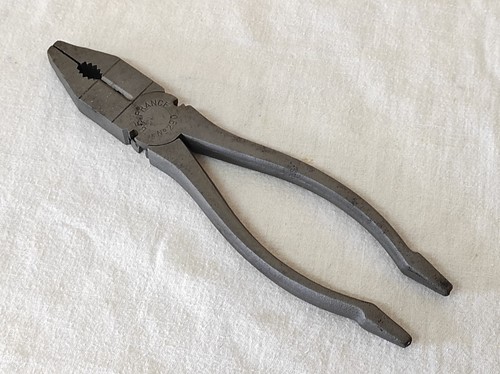Ancienne pince universelle - pince, en