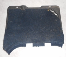 trappe sous siège avant