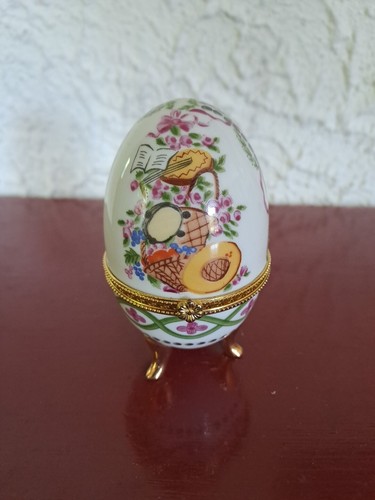 Oeuf porcelaine pilulier - en,