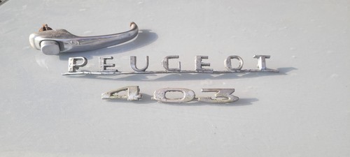 Lot peugeot 403 poingnée - poingnée, de