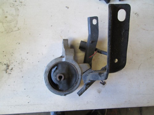 Support moteur silembloc - support,