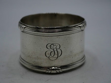 BEAU ROND DE SERVIETTE ARGENT