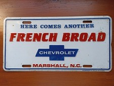 Ancienne plaque d'immatriculation Chevrolet French Broad - North Carolina