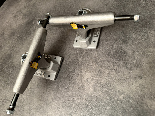 Paire trucks skateboard - de, de