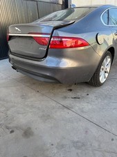 pare-choc arrière JAGUAR XF