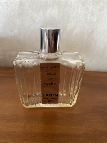 Flacon parfum fleurs - parfum,