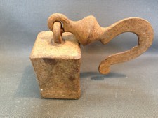 Ancien gros poids de balance