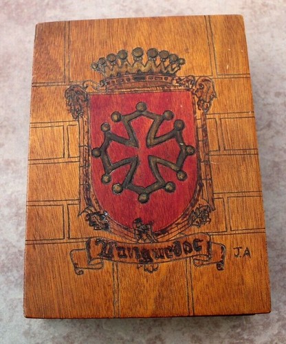 Ancien joli coffret - ,