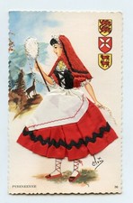 Carte postale brodée et ajoutis tissus . PYRÉNÉENNE 