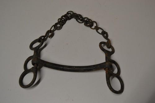 Mors coup poing cavalerie - mors,
