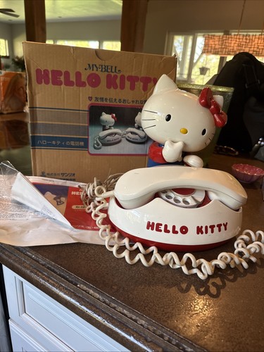 Sanrio hello kitty - sanrio,