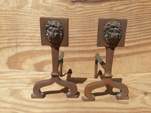 Ancien petit chien feu - de,